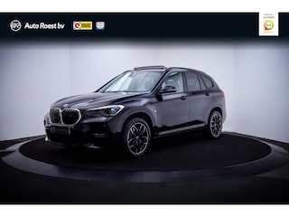 BMW X1 20iA Xdr.M-SPORT High Executive PANO | HEAD UP | LEDER | FULL LED | STOELVERW | DAB | NAVI | CRUISE | LMV