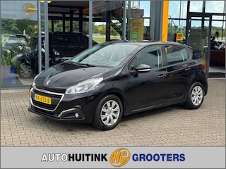 Peugeot 208 1.2 PureTech Blue Lion - navi - sensoren - trekhaak
