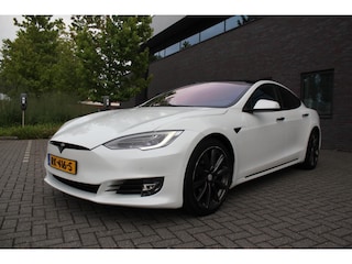 Tesla Model S 75 Base