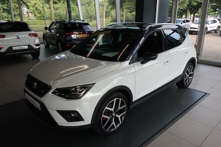 Seat Arona 1.0 TSI 110PK FR , Trekhaak, Apple Carplay/ Android Auto, Navi, etc.