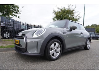 Mini Mini 3-Deurs (f56) 1.5 102pk Business Edition Multi Media Apple Carplay