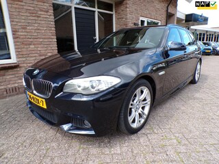 BMW 5-serie Touring 528i High Executive M Pakket / Automaat / Leder / Navi