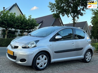 Toyota Aygo 1.0-12V AUTOMAAT Navigator 82.000 km NL-AUTO-NAP.