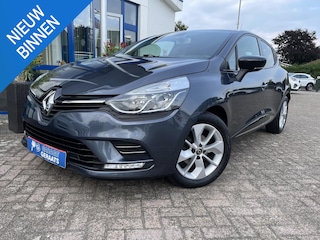 Renault Clio 1.2 TCe Intens | 16" LM-velgen, Navigatie, Parkeersensoren, Keyless entry and go, Cruise controle