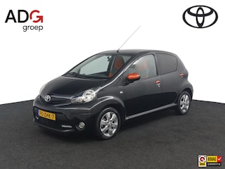 Toyota Aygo 1.0 VVT-i Dynamic Orange | Radio CD MP3 | Lichtmetalen Velgen | Airco | 5-Deurs |