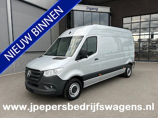 Mercedes-Benz Sprinter 315 CDI L2 H2 MBUX / Navigatie / Camera / Parkeersensoren / Cruise control / Airco / 270 Graden achterdeuren