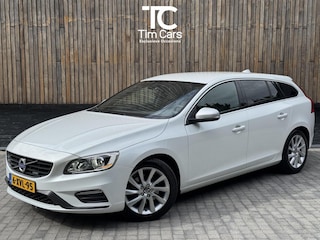 Volvo V60 2.0 D4 R-Design 181pk | Navigatie | Cruise control | Climate control | Hondenrek | Dashcam | Zwarte hemelbekleding | LED dagrijverlichting | Parkeersensoren achter