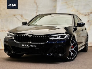 BMW 5-serie Limousine 520i M Sport, NL-auto, 19", HiFi, LED-kopl., camera, privacy