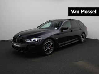 BMW 5-serie Touring 530e Executive | Apple Carplay/Android Auto | Achteruitrijcamera | Lederen Bekleding | Harman/Kardon | Panoramadak |