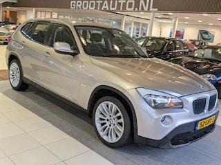 BMW X1 sDrive18i Executive Automaat, Airco, NAP