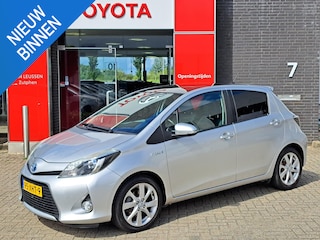 Toyota Yaris 1.5 Full Hybrid Dynamic PANORAMADAK NAVI PARKEERCAMERA AIRCO 100% ONDERHOUDEN