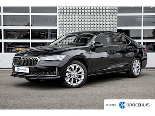 Skoda Superb First Edition | Chrome pakket | Groot Licht Assistent | LED interieurverlichting