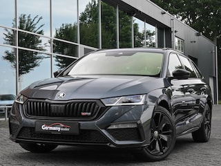 Skoda Octavia Combi 1.4 TSI RS iV PHEV RS-Zetels Pano Head-Up Keyless Camera Carbon Uitlaat-Sound