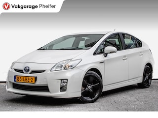 Toyota Prius 1.8 Hybrid Aspiration Lederen int./ Cruise control/ HUD/ Keyless/ 17" Lmv