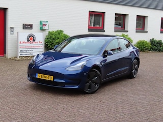 Tesla Model 3 Standard Plus RWD/ LFP Accu/ Warmtepomp/ All season banden/ Origineel NL/ NAP
