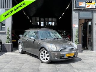 Mini Cabrio 1.6 Parklane|Airco|Cruise Control|Panoramadak|APK
