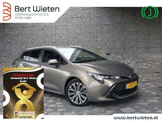 Toyota Corolla Touring Sports 1.8 Hybrid Dynamic | Stoelverwarming | Navi | Camera