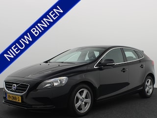 Volvo V40 1.6 T4 180PK Momentum AUTOMAAT / TREKHAAK / D-RIEM VV / NAVI / CLIMA / PDC / CAMERA / NAVI / NL-AUTO
