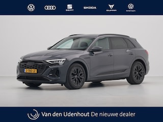 Audi Q8 e-tron 55 quattro S-Line Edition Competition 115 kWh 408pk Panorama Navigatie Camera Stoelverwarming Luchtvering Memory Seats