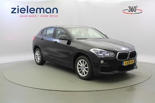 BMW X2 sDrive18d Executive Edition - Camera, Navi, Xenon OSCAR MEE OP VAKANTIE