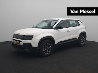 Jeep Avenger Longitude 54 kWh | Parkeersensoren | Apple Carplay/Android Auto | Climate control