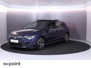 Volkswagen Golf 1.5 eTSI R-Line 150 pk Automaat (DSG) | Navigatie | Panoramadak | Parkeersensoren | Achteruitrijcamera | Matrix LED koplampen | Black Style pakket | R-Line |