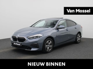 BMW 218i Executive | Automaat | Apple Carplay / Android Auto | Head-Up Display | Panorama-dak | Parkeerassistent | Achteruitrijcamera | Live Cockpit Plus | Climate Control | Driving Assistant | Adaptieve LED-koplampen| Verwarmde Voorstoelen | Cruise Control | Keyless Start |