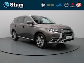 Mitsubishi Outlander 240pk PHEV Intense+ Automaat 360° Camera | Cruise | Parkeersens. v+a | Stoel-/stuurverw. | Trekhaak | Panoramadak