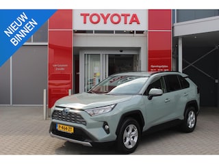 Toyota RAV4 2.5 Hybrid Dynamic TREKHAAK PARKEERSENSOREN STUURWIELVERWARMINGALL SEASON CLIMATE CONTROL APPLE CARPLAY/ANDROID AUTO