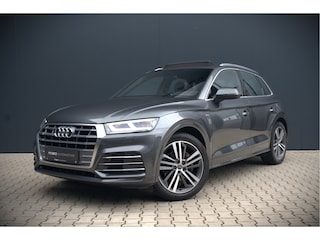 Audi Q5 2.0 TFSI quattro Launch Edition | Bang & Olufsen | Panoramadak | Stoelverwarming | Luchtvering | RS Stoelen | Adaptive Cruise Control | B&O | Elektrische Stoelen | Camera | Dodehoekdetectie | Keyless