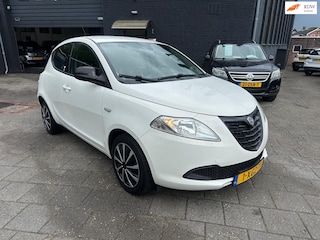 Lancia Ypsilon 0.9 TwinAir Elefantino Plus! Airco!