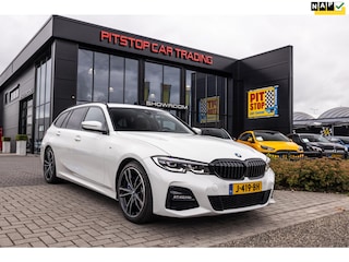 BMW 3-serie Touring 320i M-Sport, NAP, 184 PK, Trekhaak, Camera, Nieuwstaat!