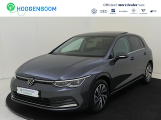Volkswagen Golf 1.4 eHybrid | Panoramadak | Trekhaak | Achteruitrijcamera | Stoel- en stuurwielverwarming | Keyless | Adaptieve cruise control | Navigatie |