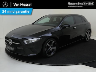 Mercedes-Benz A-klasse 180 Keyless / Parkeercamera / Privacy Glass / Sfeerverlichting / Stoelverwarming / Nightpakket /