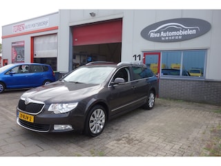 Skoda Superb Combi 1.8 TSI Elegance Business Line