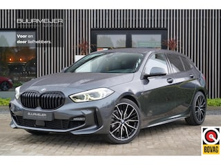BMW 116i High Executive M - Dealer onderhouden - M Pakket - Shadow pakket - Ambiance verlichting - Climate Control - Sportstoelen - Led verlichting -