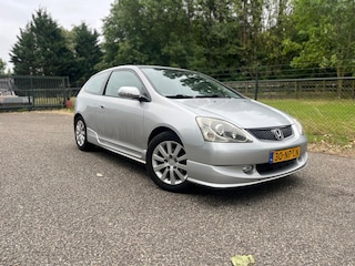 Honda Civic 1.4i Sport / LOOPT OP 3 CILINDERS/