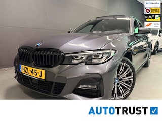 BMW 3-serie Touring 330e M-SPORT PANO/H-KARDON/V-COCKPIT/NAVI/CAM/DAB/CARPLAY///