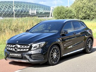 Mercedes-Benz GLA 220 D AMG EDITION Camera Carplay Alcantara