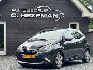 Toyota Aygo 1.0 VVT-i x-play Automaat FULL OPTIONS Camera Apple Carplay Android Airco Aux USB