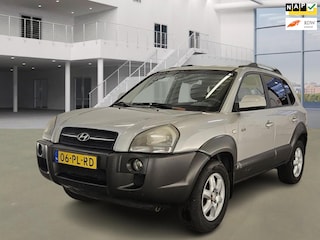 Hyundai Tucson 2.7i V6 4WD Style/aut/airco/cruise/trekhaak/leder/toponderhouden