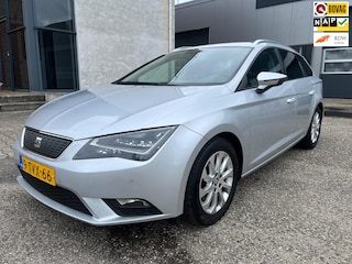 Seat Leon ST 1.6 TDI Style Business Ecomotive ,PDC ,TREKHAAK