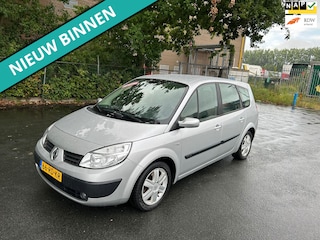 Renault Scénic 1.6-16V Expression Luxe EN JA ZEKER 7 PERSONEN UITVOERING