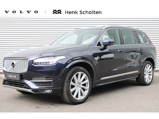 Volvo XC90 T5 Automaat AWD Inscription | Lichtmetalen Velgen 20"| LuchtveringMagic Blue Metallic| Electronic Climate Controle | Luxe Lederen Bekleding | Park Assist Voor En Achter | Head-Up Display | Elektrisch Glazen Panorama-Dak | Aluminium Interieur Afwerking | Premium Audio by Harman Kardon + CD-speler In Tunnelconsole | DAB Ontvanger | Apple CarPlay / Android Auto Incl. Extra USB-Poort |