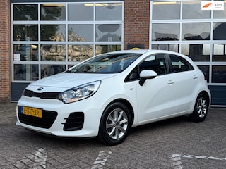 Kia Rio 1.2 CVVT Sensation , Airco, el. ramen, afn trekhaak, 15 inch LM