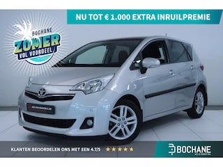 Toyota Verso-S 1.3 VVT-i Dynamic | Automaat | Navigatie | Trekhaak | Panoramadak | Camera | LMV | Climate control |