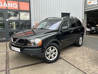 Volvo XC90 2.5 T Momentum 5p.| BTW| Trekhaak| Stoelverwarming| Cruise Control| Parkeersensoren| Airco| Leder
