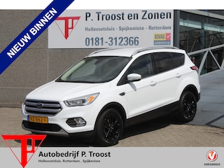 Ford Kuga 1.5 EcoBoost Titanium Navigatie/Parkeersensoren/Climate control/Voorruitverwarming/Cruise control/Keyless/Android auto/Bluetooth/17'' Lichtmetalen velgen.