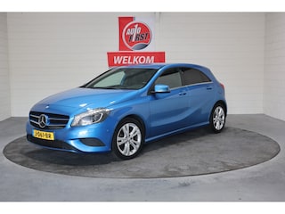 Mercedes-Benz A-klasse 180 Prestige Comfort, Unieke kleur, Navigatie, Telefoon, Half leer, Cruise control, Airco, Parkeersensoren, Xenon, 17 inch, 3 maanden garantie