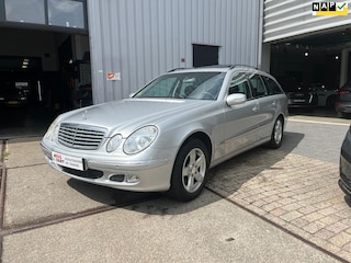 Mercedes-Benz E-klasse Combi 200 K. Avantgarde|Zo Meenemen|NL-Auto|Schuifdak|Pdc|Cruise Control|Trekhaak|163PK